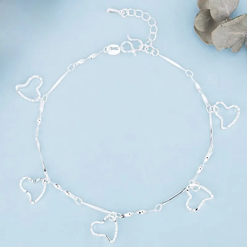 The cutest dainty heart anklet you'll ever see!  Get the ultimate soft girl aesthetic. Perfect matching gift for your BFF!