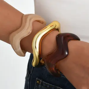 3-Piece Retro Minimalist Wave Pattern Acrylic Resin Bracelet Set, Resin Bangle Set, Boho Style, Stackable, Perfect for Women, Ideal Gift for Holidays