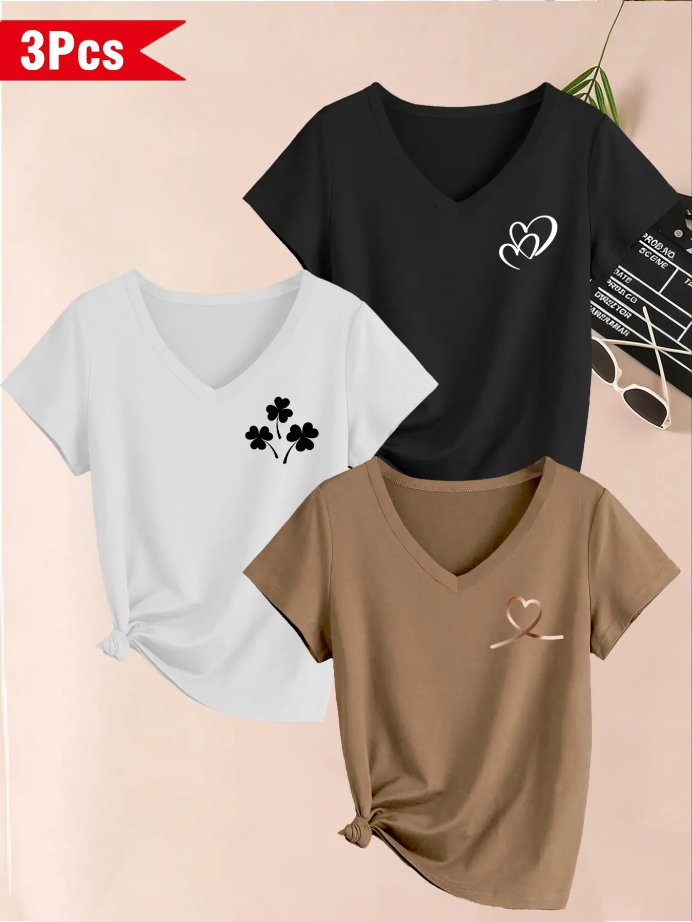 Women's 3-Pack V-Neck Short Sleeve T-Shirts, Fitted Tee, Top, Heart Pattern, Slim-Fit, Soft Elastic Fabric, Casual All-Season Wear