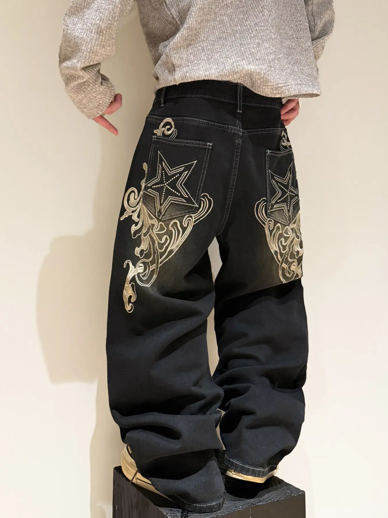 Men's Loose-Fit Jeans with Embroidered Pockets, Street Style Streetwear Y2K Fashion, All-Season Casual Pants, Trendy Hip-Hop Design