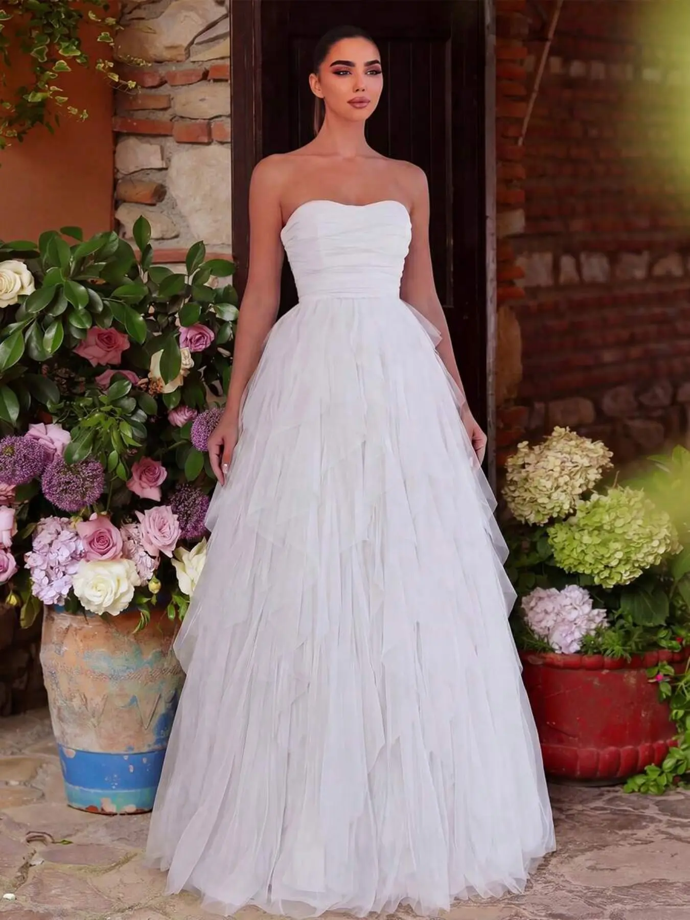 Dreamy Romantic Chic Elegance Strapless Evening Wedding Dress, Layered Ruffle Tulle Skirt, A-Line Midi, Perfect for Classic Weddings, Graduations, Formal Events