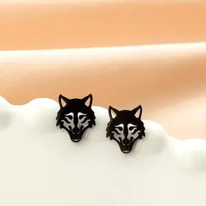 1 Pair of Stainless Steel Animal Stud Earrings for Ladies Stylish Wolf Stud Earrings for with Domineering Temperament