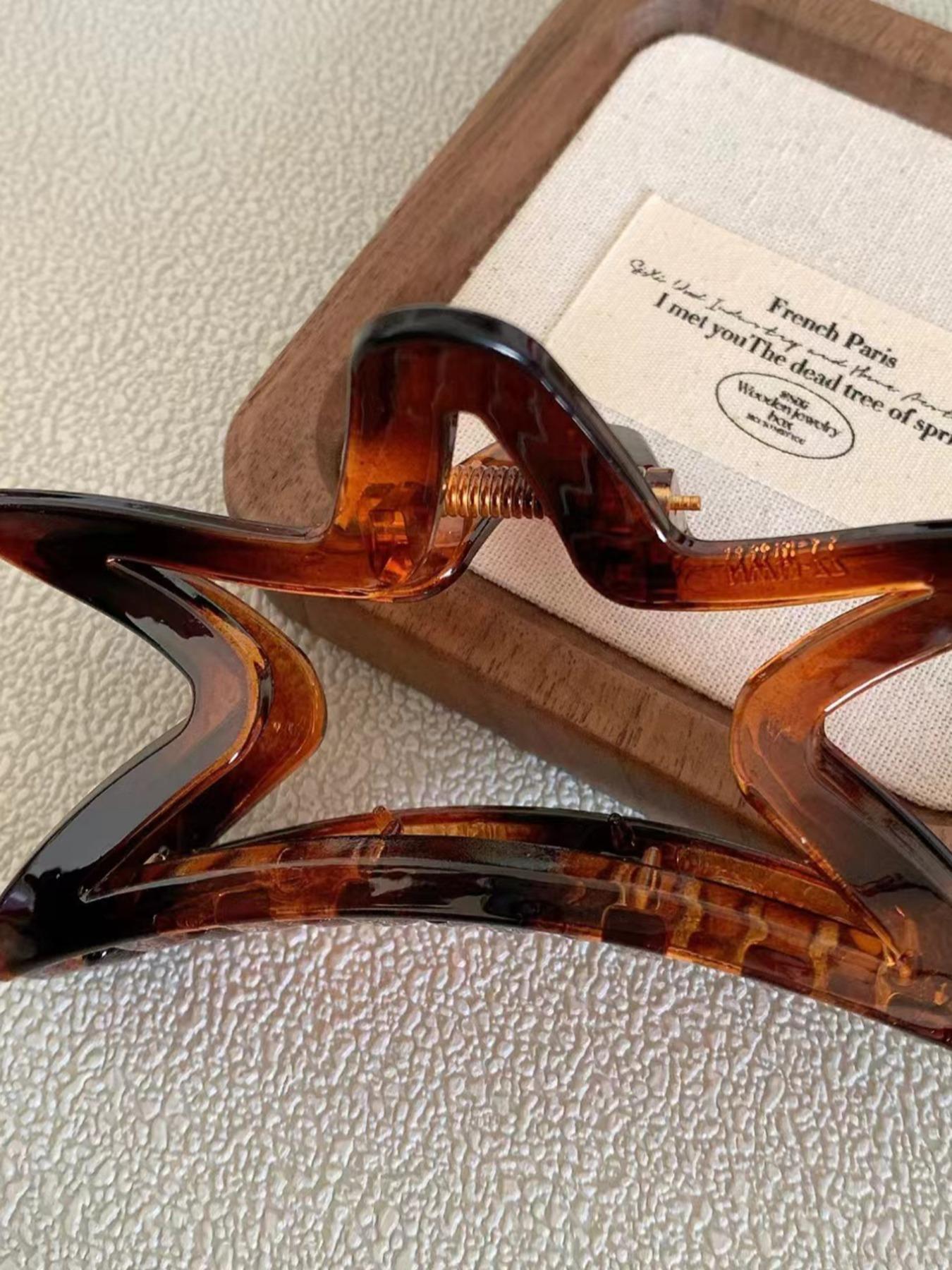 Hollow out Star Shaped Design Hair Claw, Simple Style Non-slip Hair Claw, Casual Versatile Hair Accessories for Women and Girls, Hair Clip