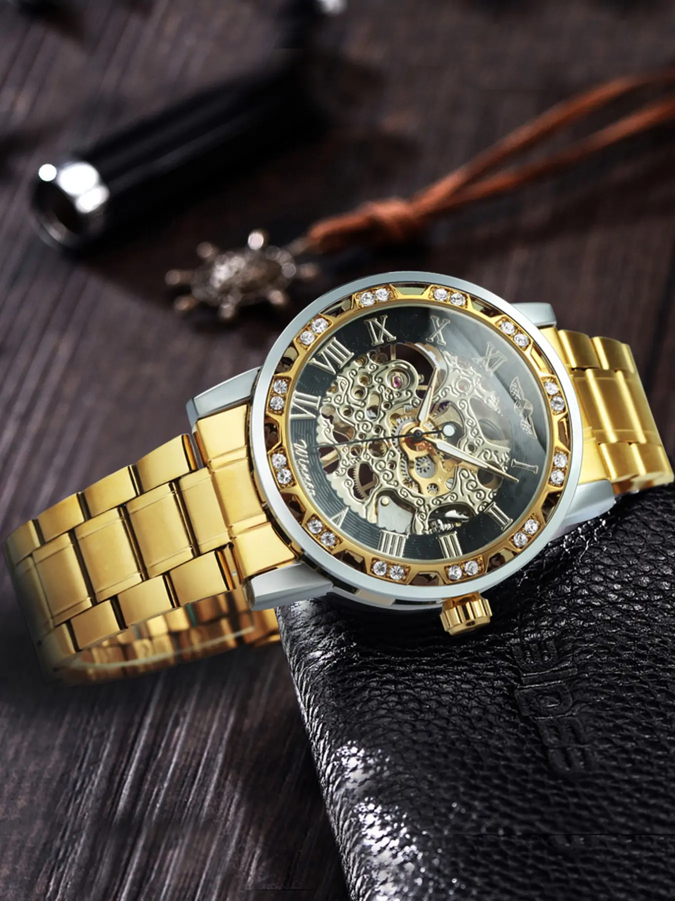 1pc Luxury Classic Skeleton Mechanical Watch for Men Luminous Hands Stainless Steel Strap Business Casual Hand Winding Mens Watches Elegant Wristwatches