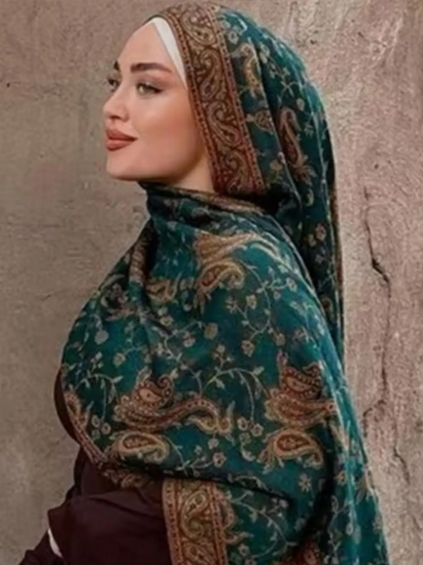 New All Seasons Pashmina Shawl Lady Wrap Headscarf Warm Winter Muslim Scarves Design Print Female Tassel Stoles Scarf