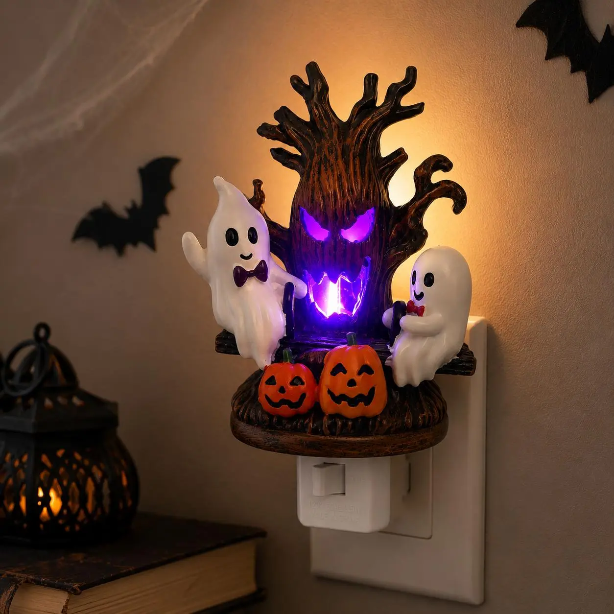 Spooky Ghost & Pumpkin Themed Plug-In LED Holiday Lights, Multipurpose Indoor Halloween Decor Lamp, Portable Festive Ornament for Household Bedroom, Washroom and Halloween Themed Party Decoration