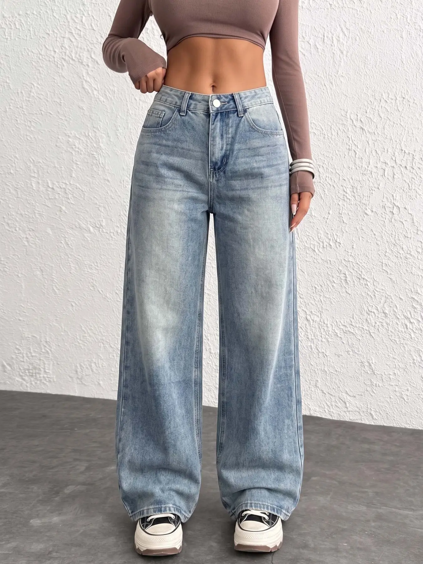Women's All-Season Jeans with Pockets, Fashion Oversized Loose Fit, Casual Plain Color, Wide Leg Denim Jeans, Comfortable and Stylish
