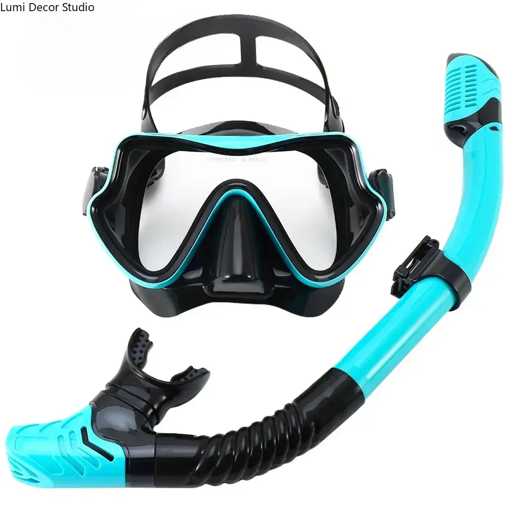 Diving Mask and Snorkel Set, Anti Fog Waterproof Snorkeling Gear Featuring Comfortable Silicone Seal and Wide Clear Vision for Underwater Adventures