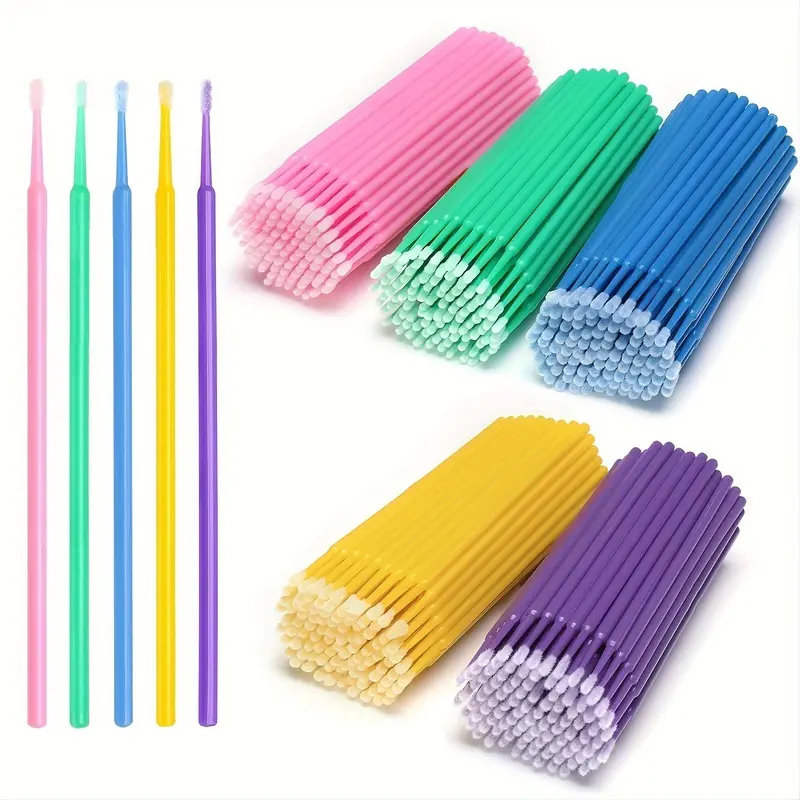 500-Pack Microswabs Designed for Eyelash Extensions, Featuring Soft Micro Applicator Brushes with Microfiber Wands. These Versatile Micro Brush Heads Are Ideal for Both Cleaning And Makeup Application