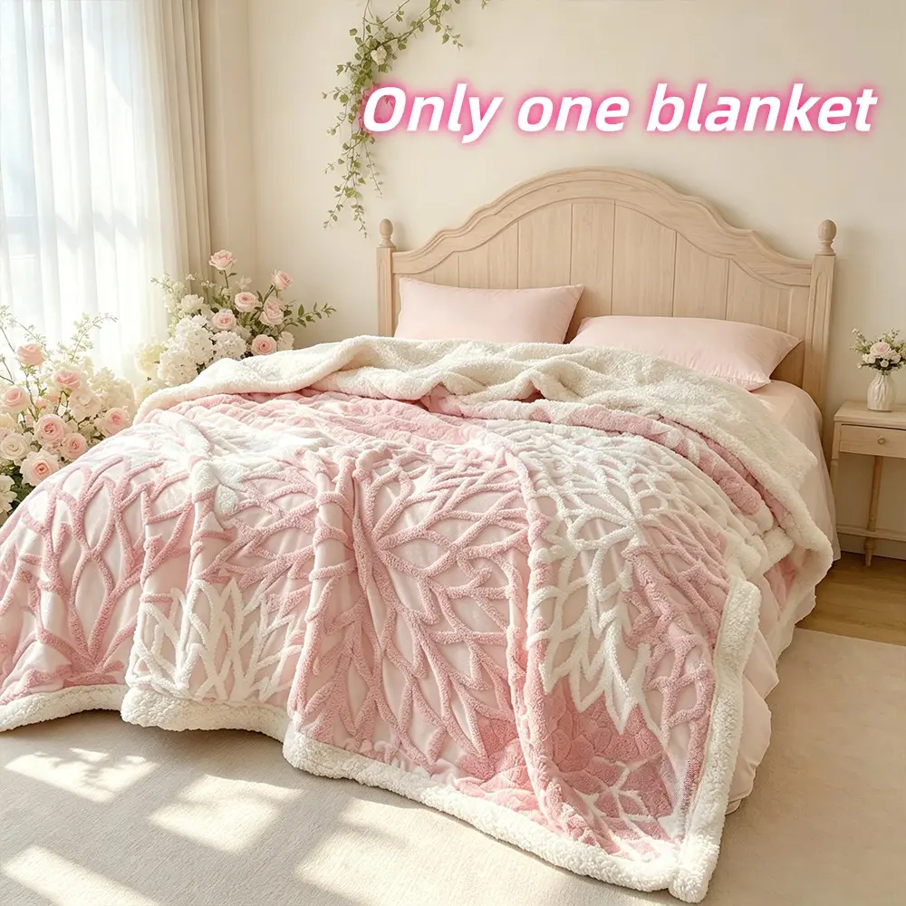 Luxury Leaf Pattern Lamb Fleece Blanket, Dual Soft Touches, Ideal for Naps, Travel, Home Use, Thick Warmth, Elegant Home Decor, Napping Throw Blanket