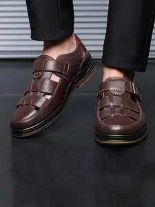 Men's Summer Large Size Hollow Out Breathable Anti-Slip Height Increasing Sandals, Casual Lifestyle Footwear, Wear Resistant Beach Shoes 38-48