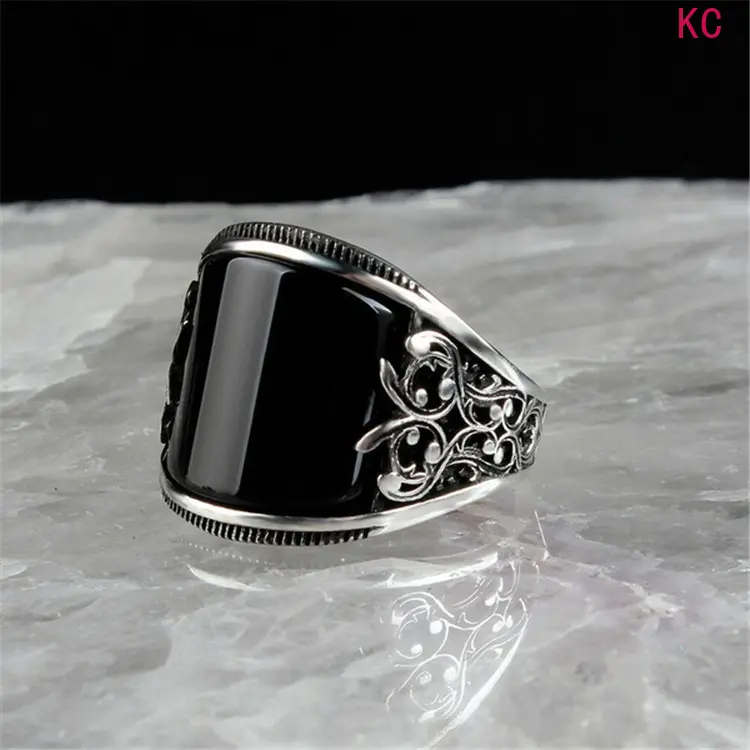 Black Hand Enamel Ring With Embossed Pattern, Stylish Finger Jewelry For Daily Outfit Matching