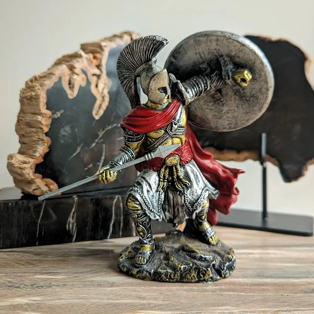 6.8-Inch Spartan Warrior Resin Statue, Ancient Greek Heavy Infantry Sculpture, Shield Spear Hero Desk Decor, Office Home Decoration, Men's Gift, Collectible Artwork, Decor Figurine Ornaments