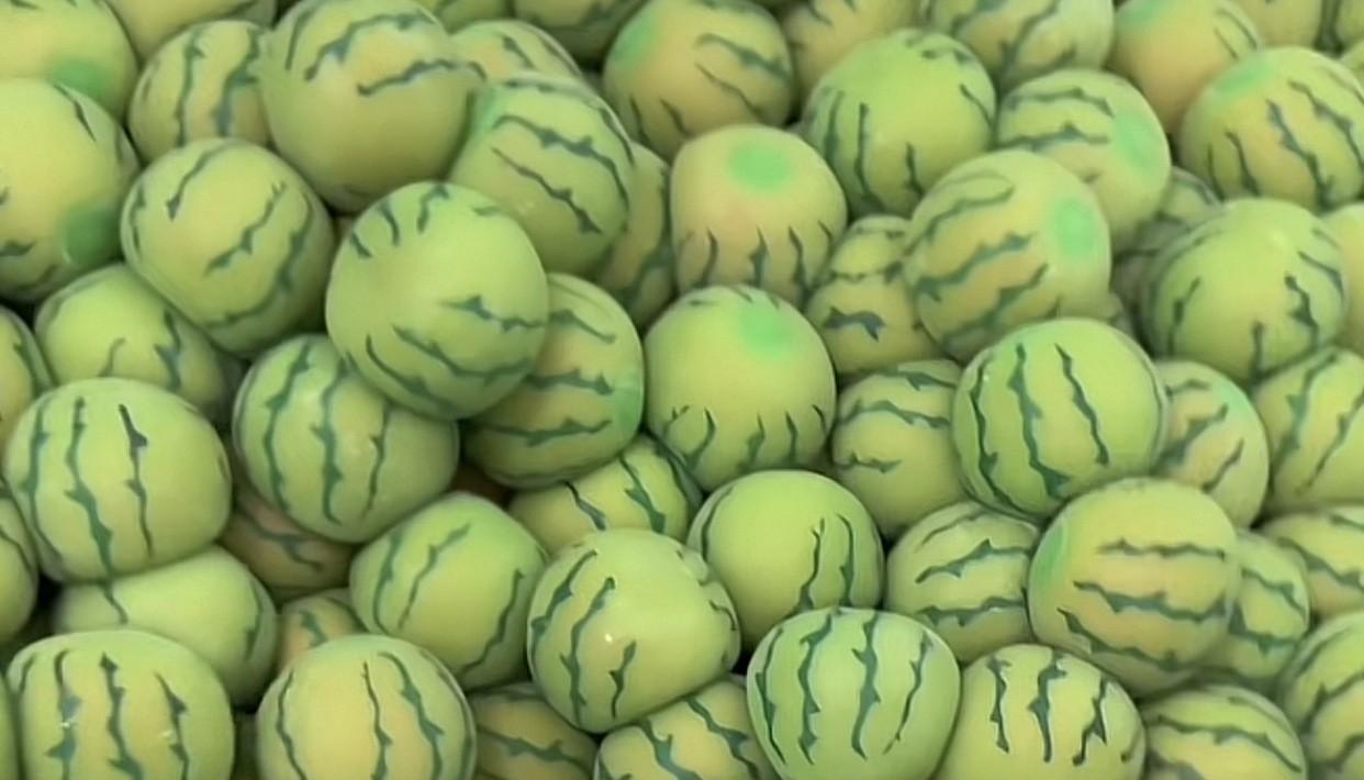 Color Changing Watermelon Squishy Toy, Realistic Fruit Stress Relief Fidget