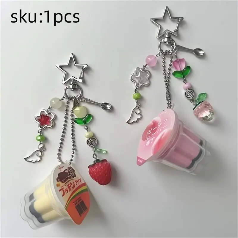 1pc Pudding Keychain, Cake Pudding Pendant, Vintage Beaded Accessory, Perfect Gift for Bags, Retro Aesthetic Charm