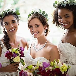 FUNRUN 5PCS Bridal Wedding Jewellery Set for Women Crystal Teardrop Cluster Necklace Dangle Earrings and Zircon Bracelet Ring Set Wedding Engagement Bridesmaid Costume Dress Prom Jewellery FUNRUN 5PCS Bridal Wedding Jewellery Set for Women Crystal Teardrop Cluster Necklace Dangle Earrings and Zircon Bracelet Ring Set Wedding Engagement Bridesmaid Costume Dress Prom Jewellery