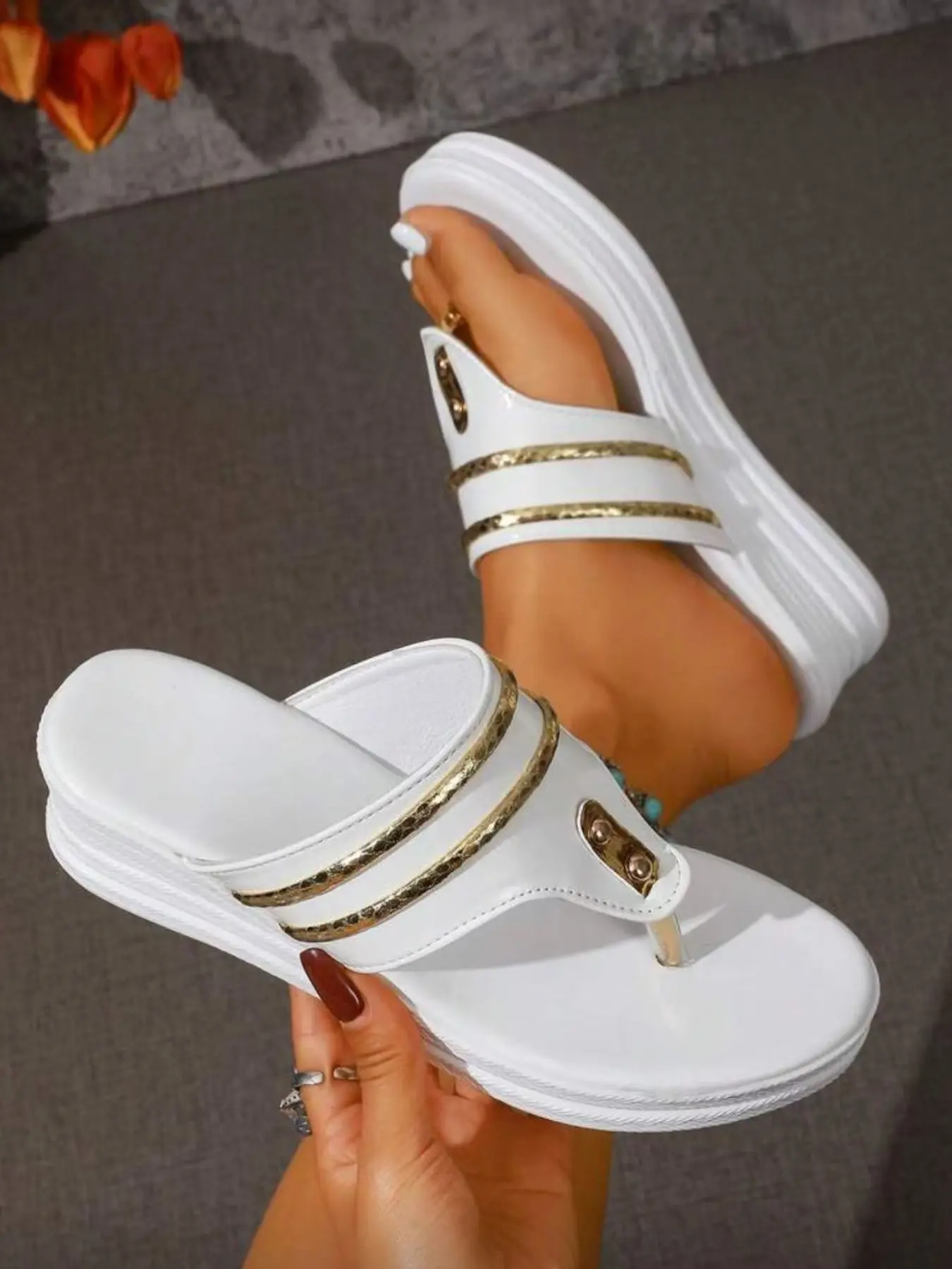Summer 2026 New Round Toe Flatform Rubber Boho Sandals, Fashion Large Size Clip-Toe Thong Flip Flop Sandal, Versatile Casual British Style, Beach Shoes Footwear