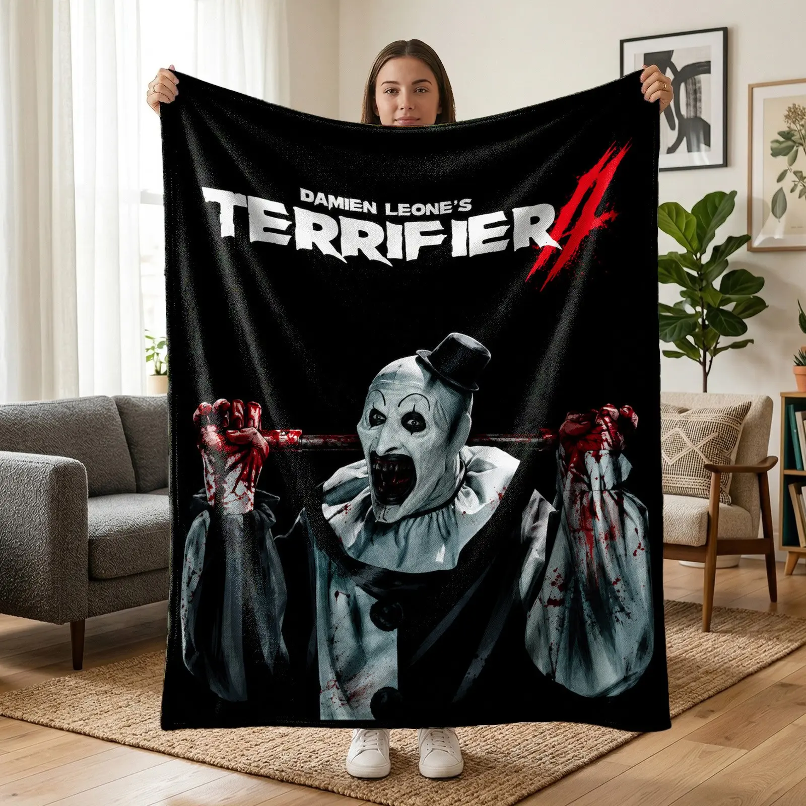 1PC Terrifier 4 Bloody Art The Clown Black Background Print Flannel Blanket, Soft Skin-Friendly Anti-Pilling Machine Washable Lightweight Warm, Suitable For All Seasons, For Home Sofa Rest, Bedroom Naps, Dark Horror Style Home Decor, For Thriller Horror M