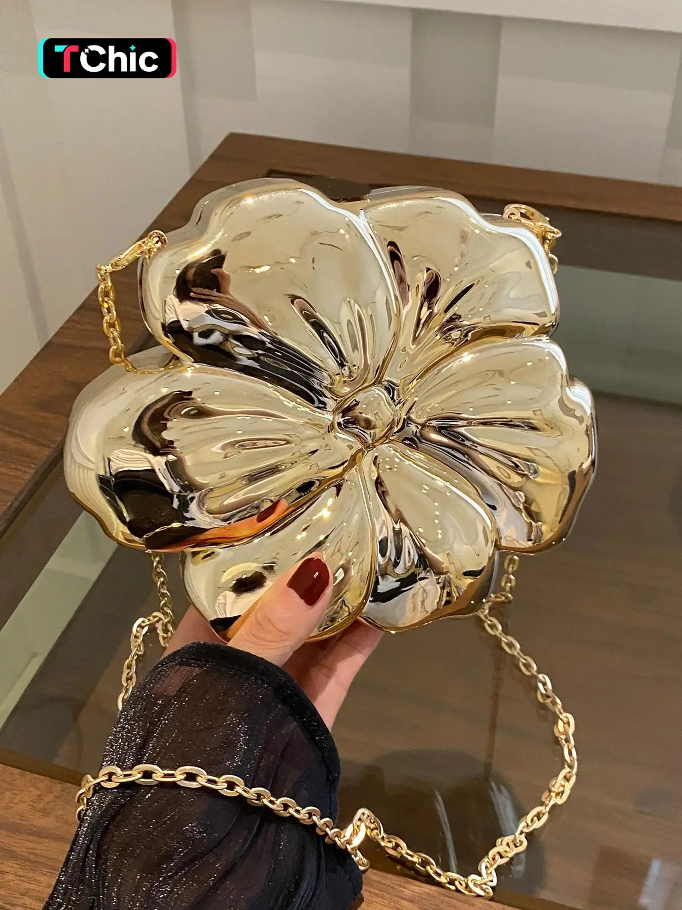 Women's Flower Design Evening Bag, Exquisite Trendy Chain Crossbody Purse, Fashionable Shoulder Bag for Party Daily Use, Elegant Stylish Purse