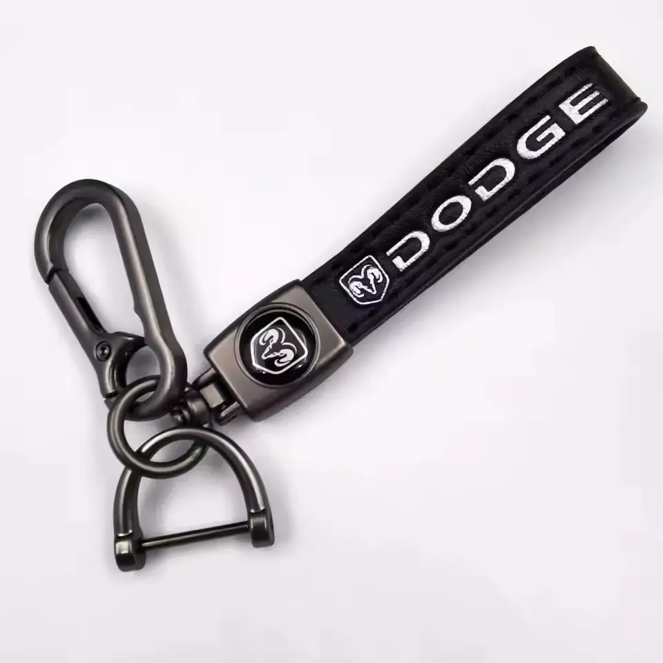 High Quality Leather Car Logo Keychain Key Ring Chain Pendant Gifts For Dodge Ram 1500 Dart Challenger Journey Charger Durango Auto Interior Accessories