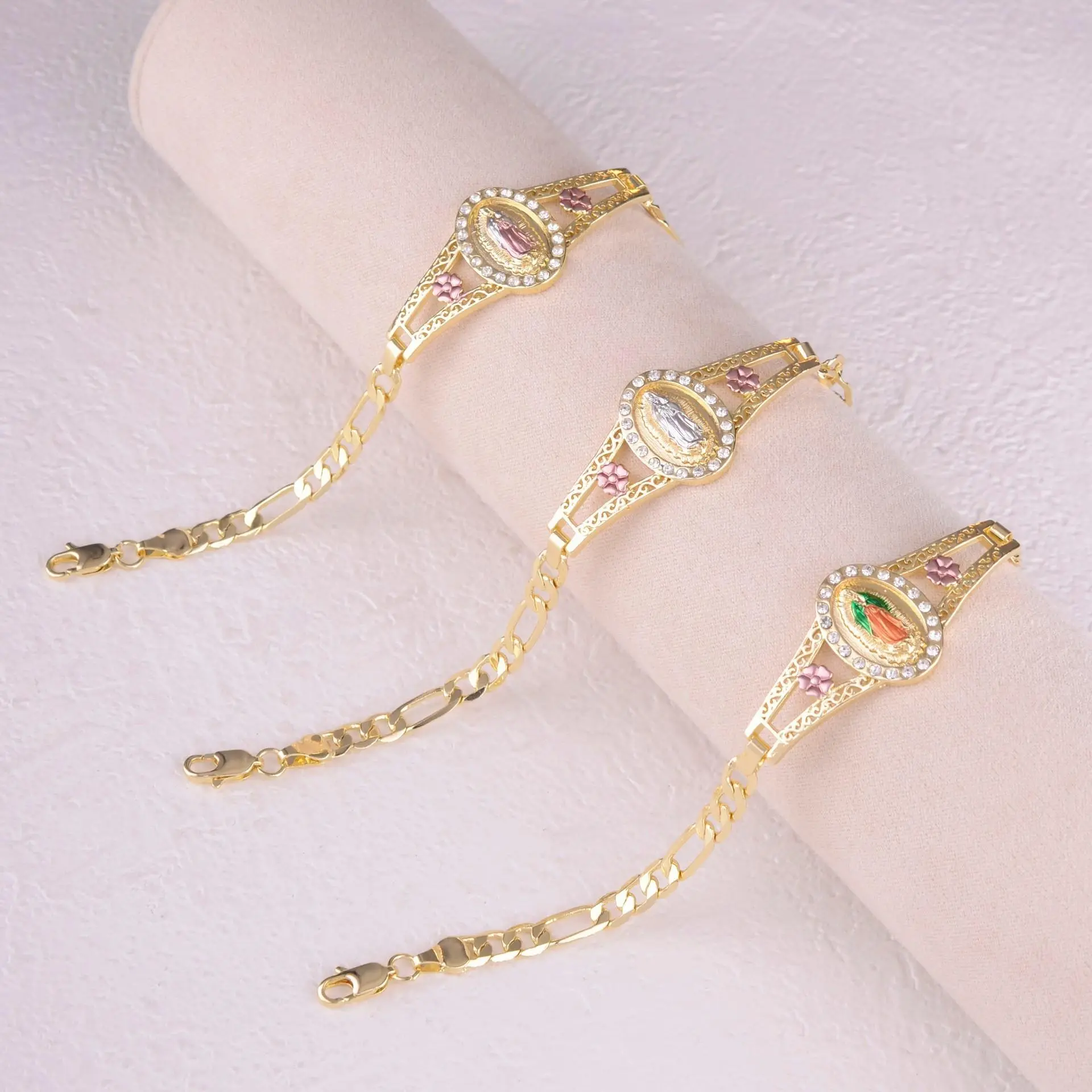 1Pcs Gold Tone CZ Virgin Mary Medal Bracelet Set - Tri-Color Floral Figaro Chain Catholic Wristband Religious Faith Jewelry Gift Suitable For Women Girls Baptism