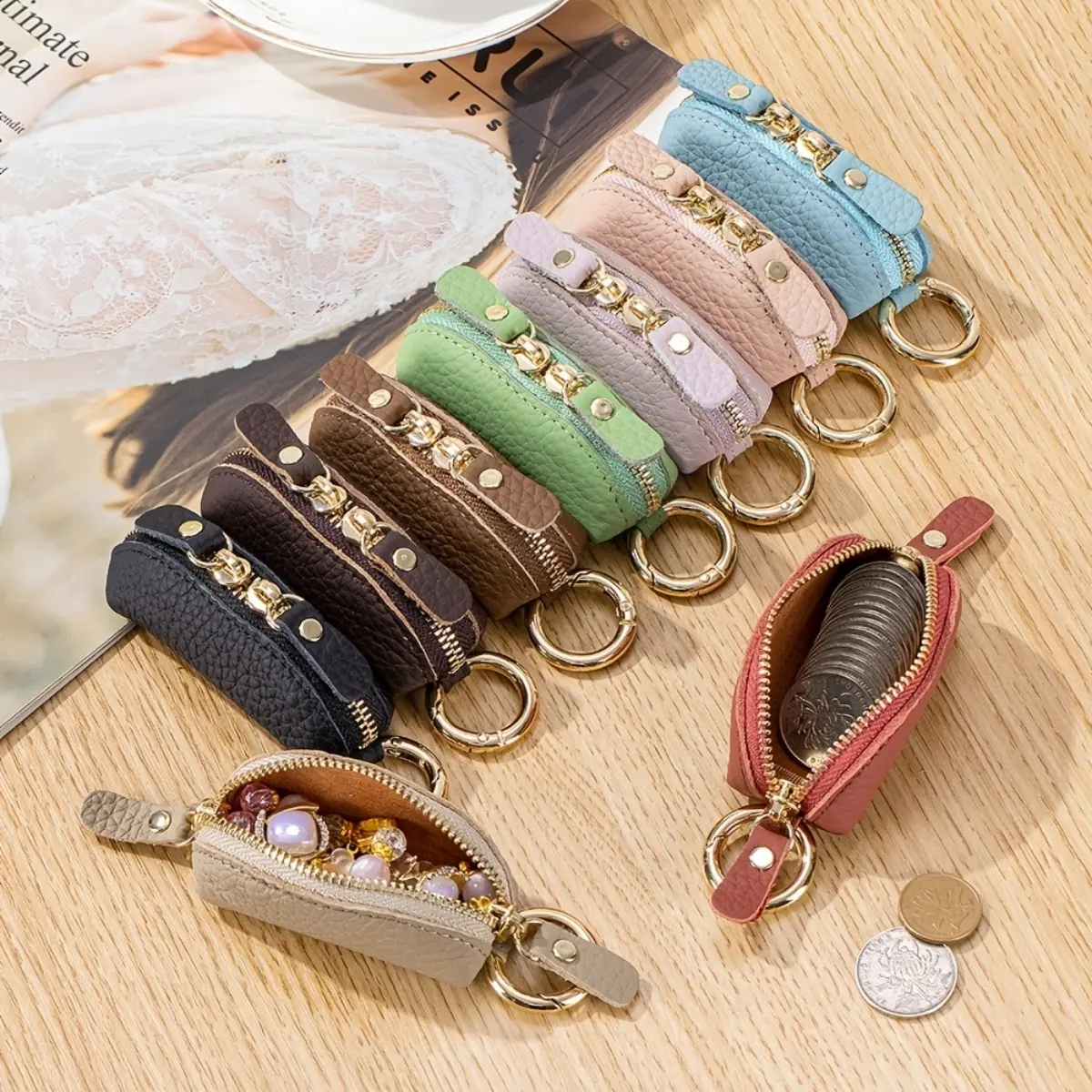 Women's Genuine Leather Mini Coin Purse - Japanese Style Zippered Keychain Wallet for Coins, Small Essentials, Ideal as Mini Gifts, Wallets, Real Leather, Japanese Look, Zippered Keys, Money