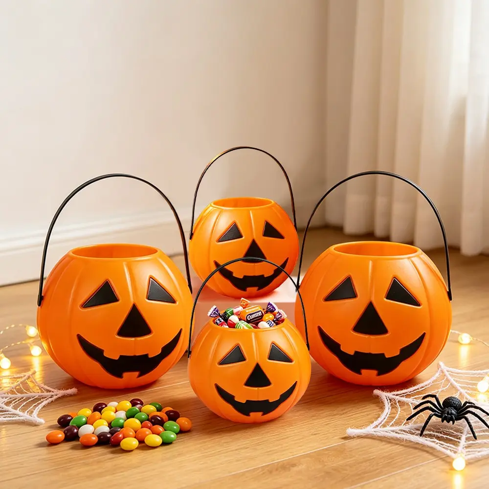Halloween Pumpkin Candy Bucket, Pumpkin Candy Pail Pumpkin Bucket Plastic Buckets with Handles Candy Supplies Pumpkin Pails with Halloween Party Favor Supplies
