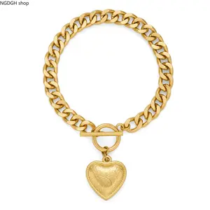 Gold Heart Chain Bracelet Women - Trendy Chunky Curb Link Toggle Clasp with Engraved Heart Pendant, Bold Statement Stainless Steel Design, Durable Luxury Jewelry Perfect for Daily Wear Party Glam & Modern Street Style Layering