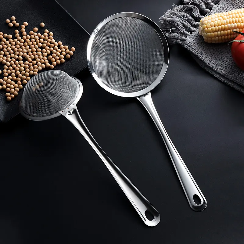 2 sets of stainless steel mesh strainers for hot pot frying and oil filtration, strainers for removing foam in the kitchen, strainers for filtering soybean milk, strainers for screening fruits and separating the pulp, Colander for Kitchen