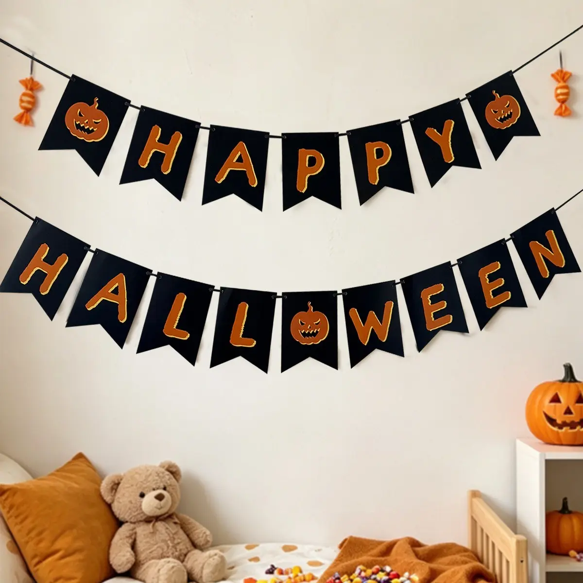 Halloween Pennant Banner, Pumpkin Letter Design, Paper Hanging Garland, Bar Room Wall Decor, Party Photography Accessory, 2026 Halloween Trend Ornament