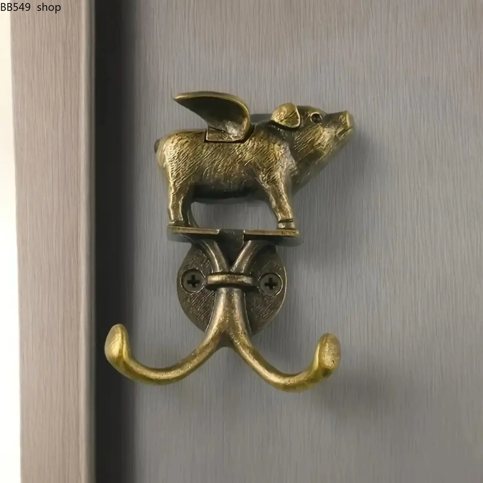 Vintage Flying Pig Wall Hook (1pc) – Decorative Metal Wall Mount Hook, Easy Install Storage Hanger for Coats, Hats & Towels, Charming Home Decor for Kitchen, Bathroom & Bedroom