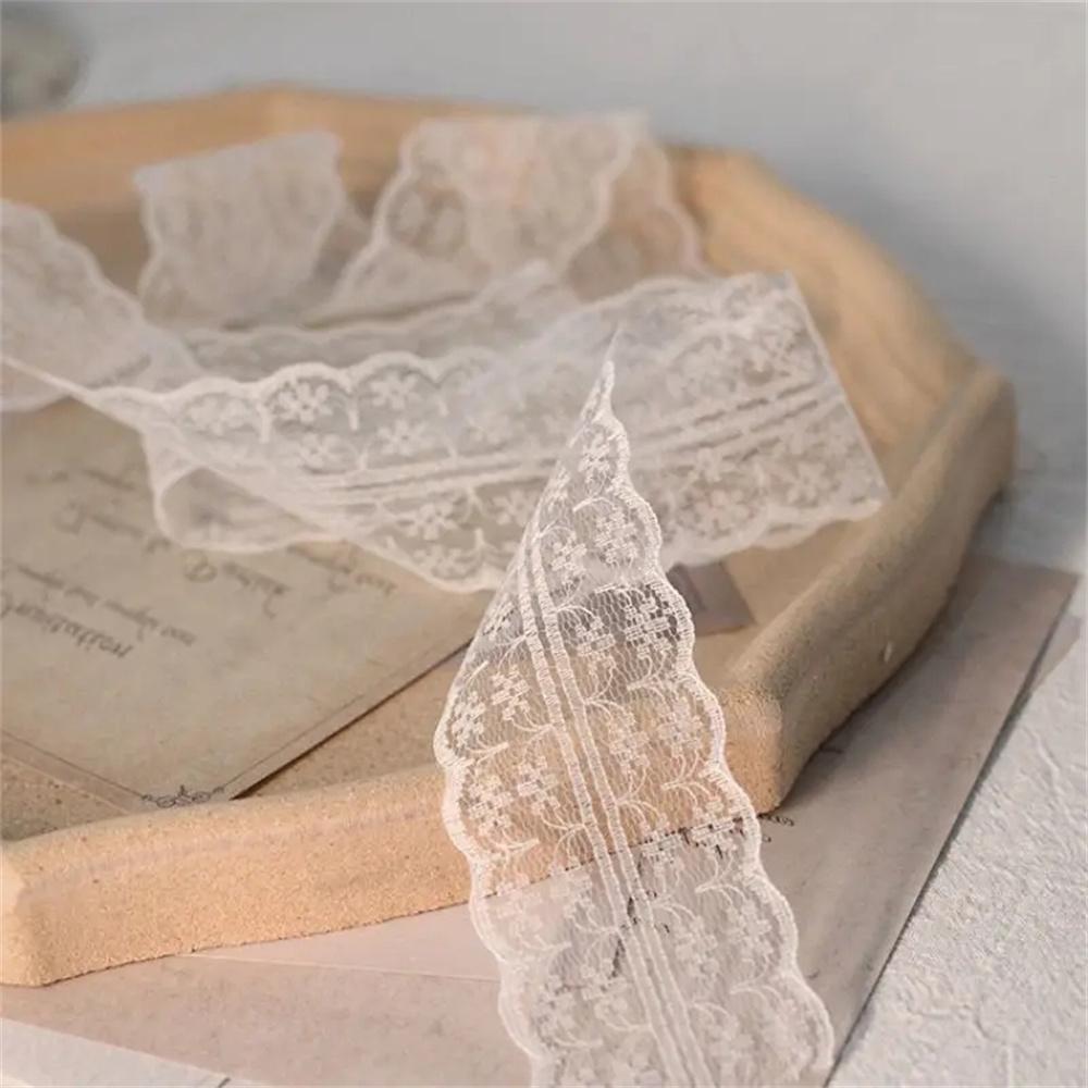 10M Lace Trim Ribbon, 1 Count Simple Flower Pattern Lace Trim, Decorative Lace Trim for Sewing Party Wedding, DIY Crafts, Embroidered Lace Trim