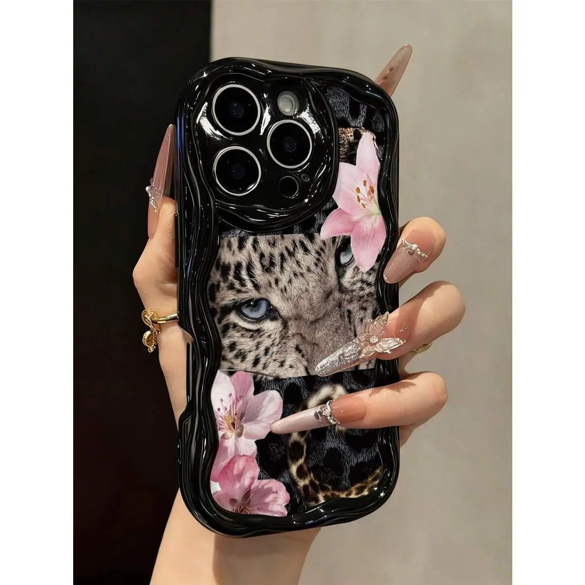 Cute Black Leopard Print Floral Novelty Texture Cheetah,Leopard Print Patchwork Leopard Colorful Printed Black Cream Texture Soft Case Compatible With IP17PROMAX16promax/15/XR/7p8p/P12/P13/P14PROMAX/, Cute & Fashionable ,Halloween,Sticke,Spooky,Late,Night