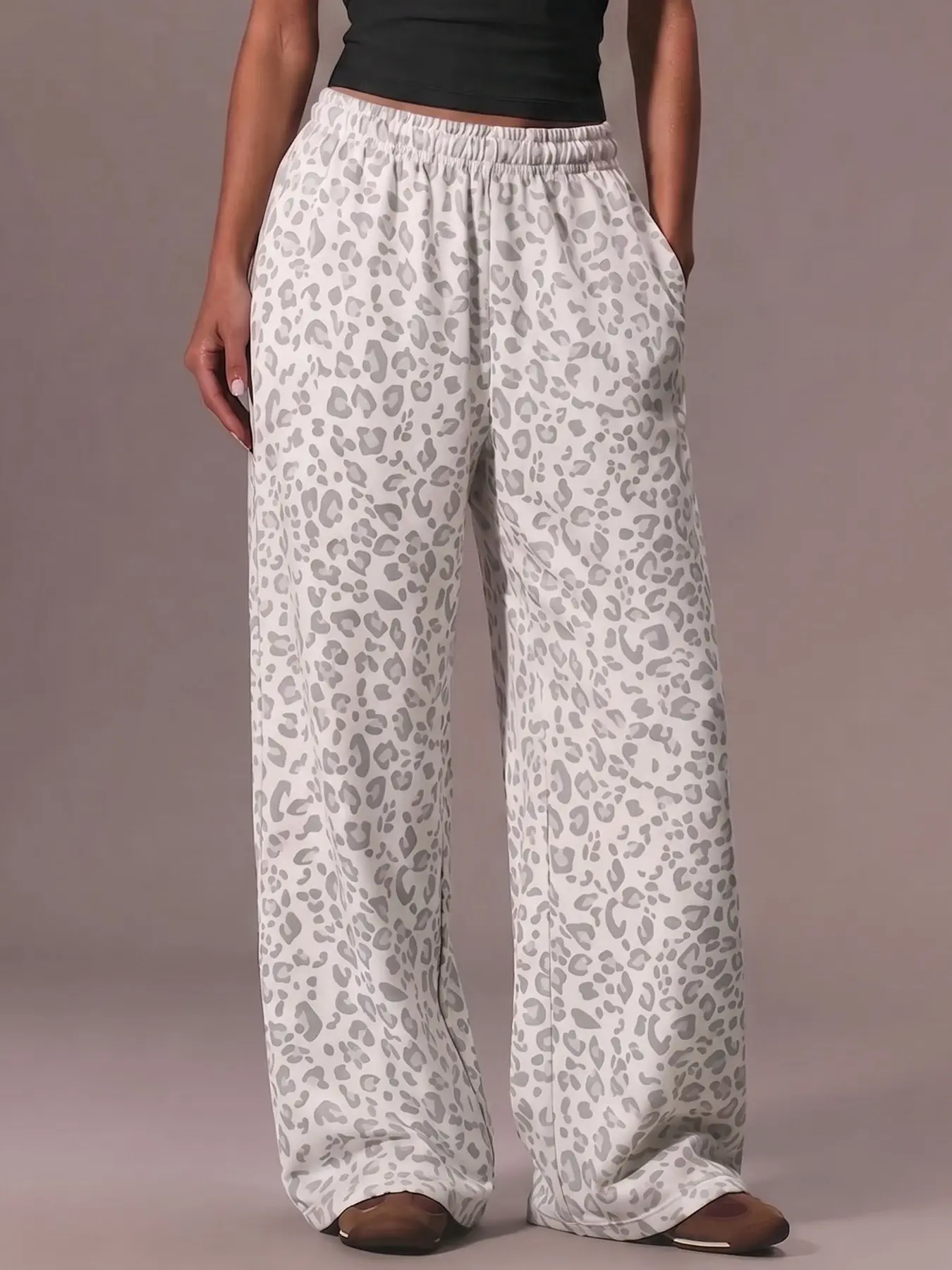 Women Neutral Tone Cheetah Print Relaxed Wide Leg Baggy Joggers White Background Light Gray Leopard Animal Print Elastic Waist Separable Single Pants