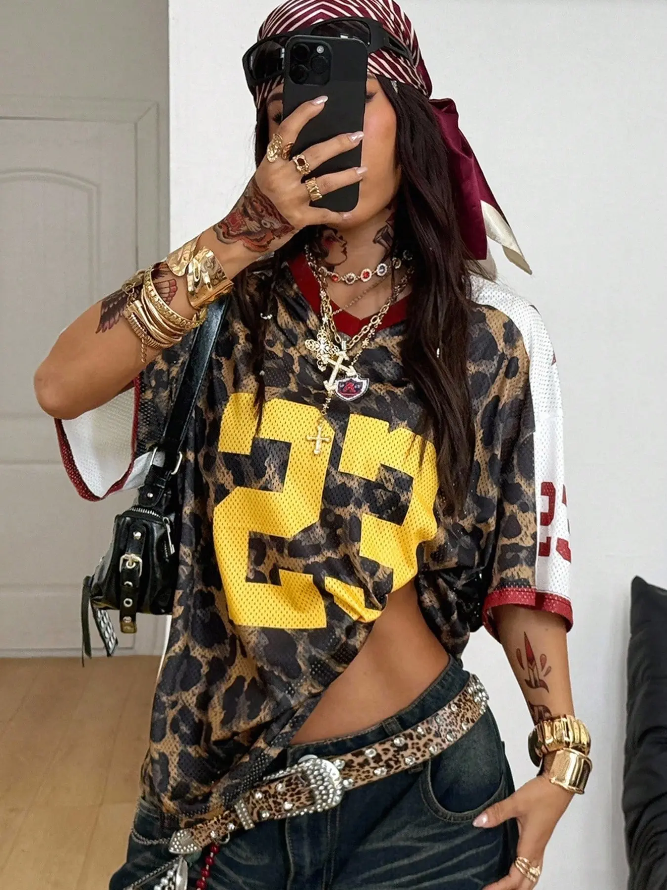 Y2K Leopard Print Mesh T-Shirt, Oversized, V-Neck Colorblock Binding, Large Number Print, 3/4 Sleeve, Loose-Fit, Breathable, Retro Streetwear