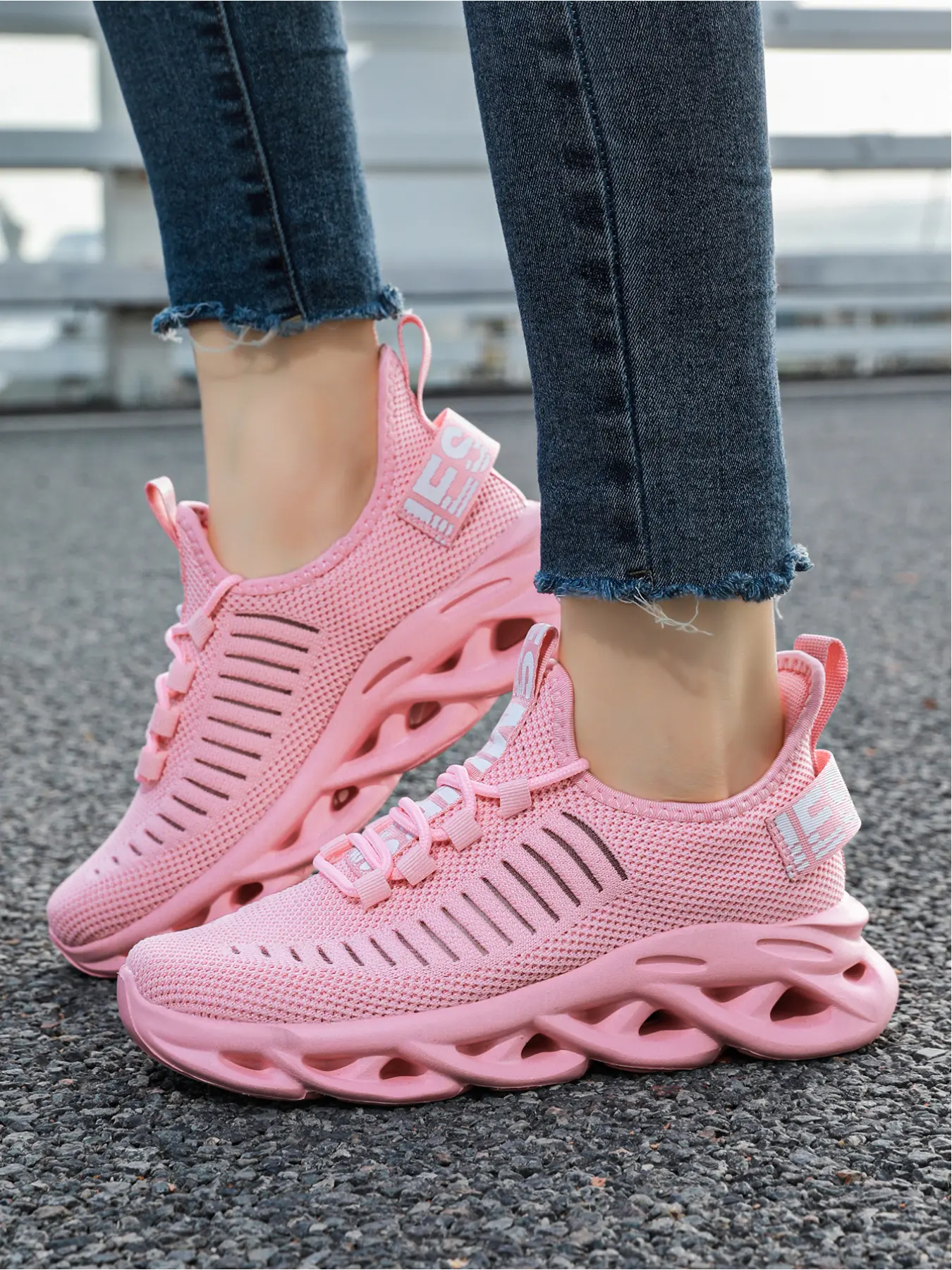 Women Hollow Platform Blade Sneakers Breathable Fly Knit Sporty Running Shoes Non Slip Cushion Athletic Walking Trainers Multi Color Daily Casual Footwear Breathable Summer Shoes