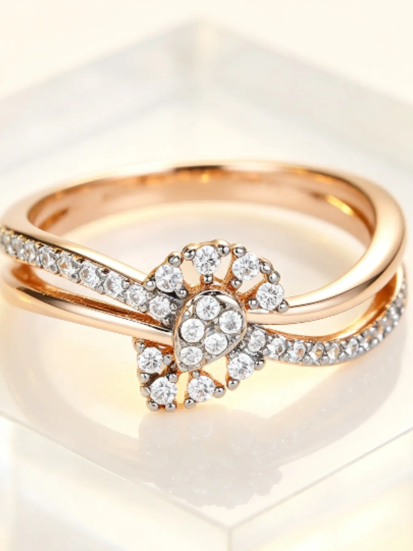 Champagne Gold Zircon Engagement Ring, Unisex Eternal Band, Engagement Jewelry, Perfect for Dates, Valentine's Day, Anniversaries, Graduations, Parties
