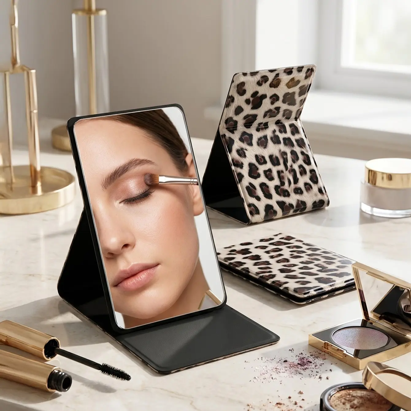 Leopard Print Folding Desktop Makeup Mirror, HD Clear Lens, PU Leather Portable Adjustable Lady Makeup Mirror, Ideal for Travel and Daily Use, Foldable Makeup Mirror