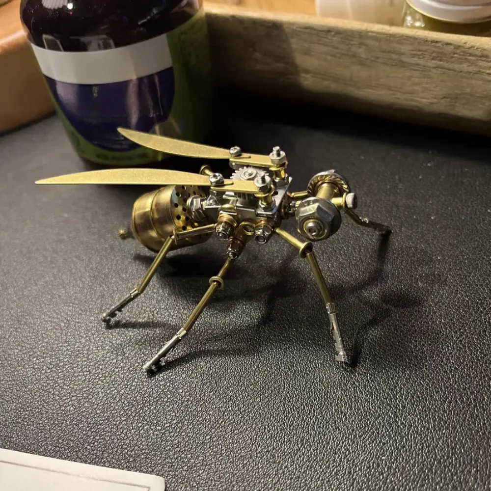 Steampunk Mechanical Insect Design Metal Model, DIY Handmade Model, Creative DIY Model for Friends, Home Decor, Gift for Friends