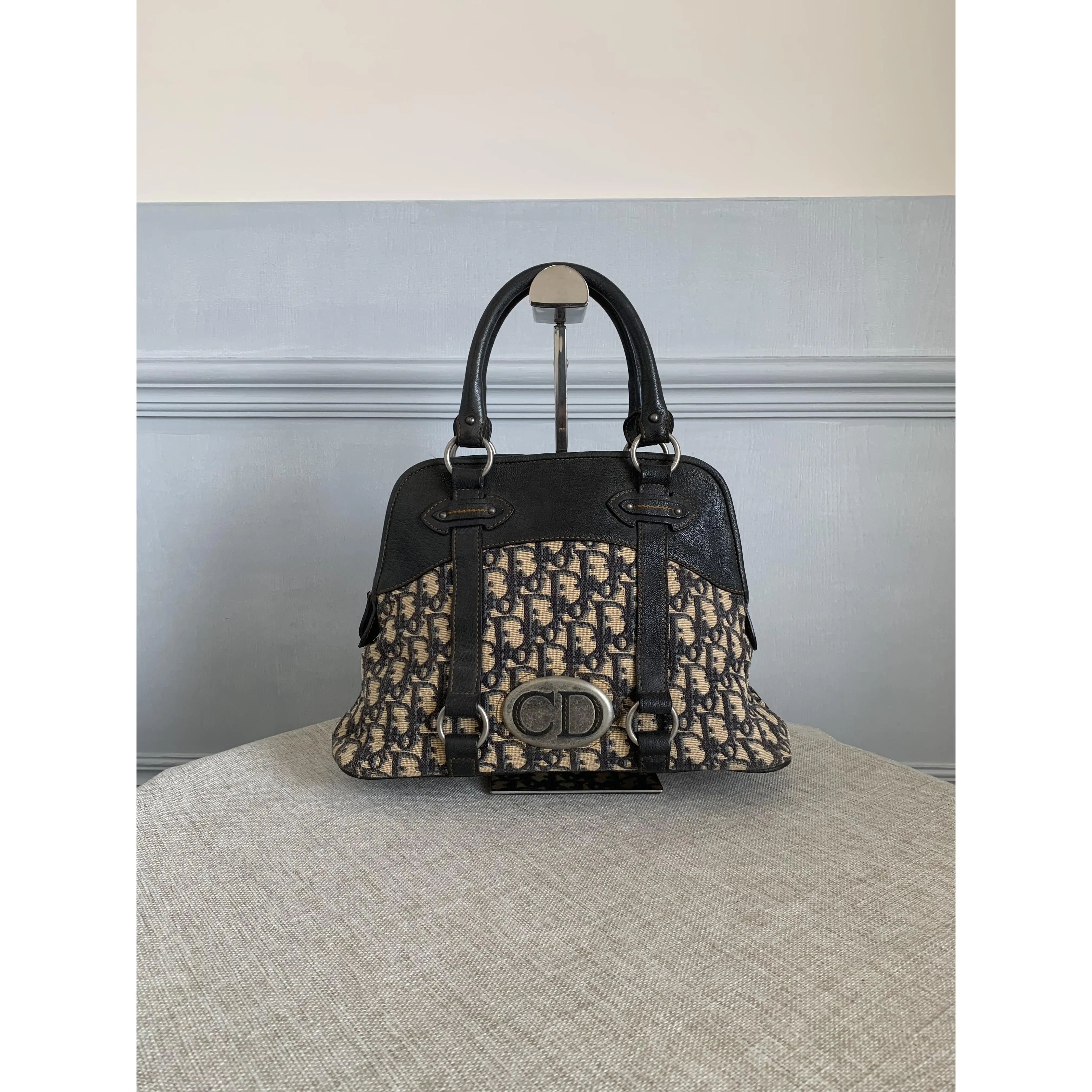 Pre-owned Dior Beige Oblique Canvas Leather Trim Dome Handbag