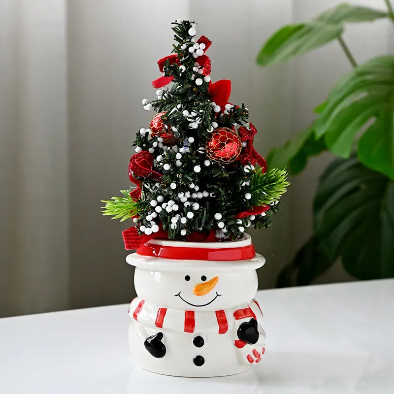 Adorable Ceramic Planter -Snowman Christmas Tree Design, Mini Succulent Pot, Perfect for Holiday Decorations. Ideal for indoor and outdoor tabletops, living rooms, or offices. A perfect gift for plant lovers (plant not included)