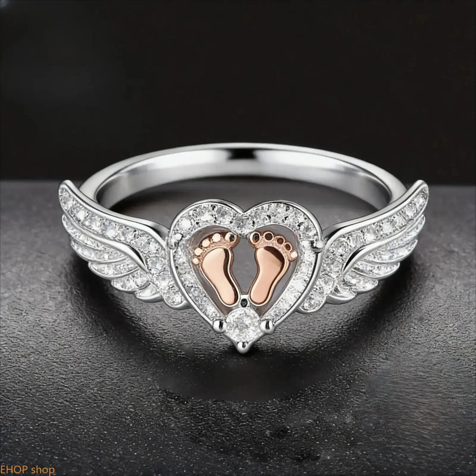 Sterling Silver Mommy of an Angel Ring, Angel Wing & Heart Footprint Design Memorial Jewelry for Mothers, Sentimental Remembrance Gift for Women, Ideal for Birthday, Christmas & Angel Baby Keepsake