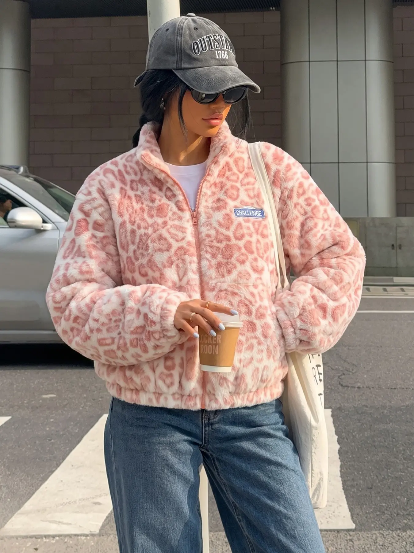 Women Pink Leopard Print Fuzzy Zip Up Jacket, Long Sleeve Stand Collar Cropped Fluffy Fleece Coat, Letter Patch Oversized Loose Teddy Outerwear Y2K Street Warm Casual Jacket For Fall Winter Daily Wear