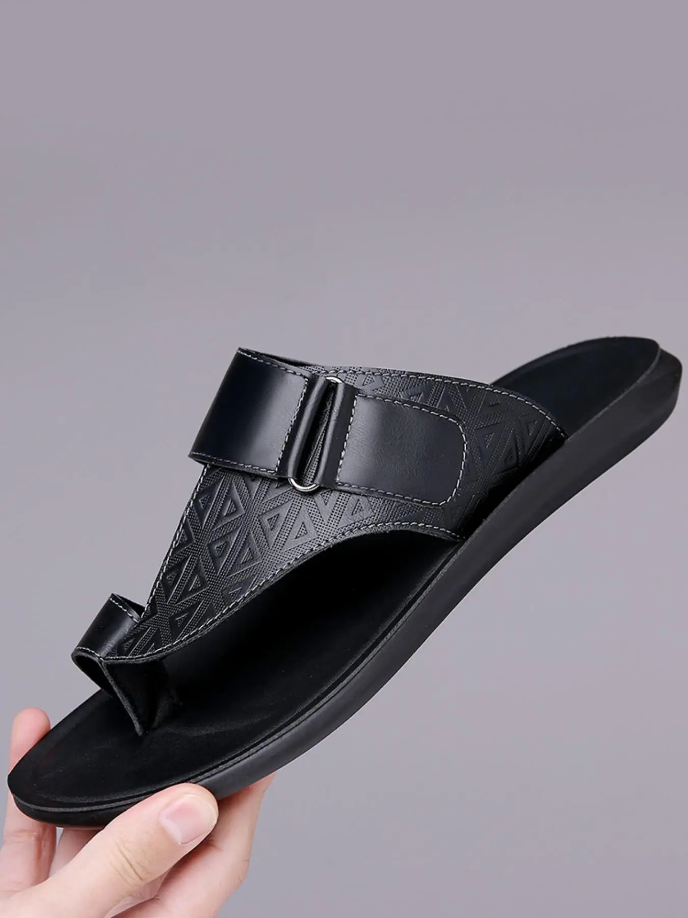 Men's Casual Large Size Sandals, Outdoor Beach Slippers, Slip Resistant Slides, Non-Slip Soft Sole, Comfortable Shoes for Spring Summer, Fashionable and Versatile