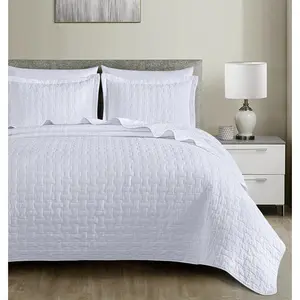 3-Piece Vert 100% Cotton Quilt Set, Basketweave Quilted Lightweight Pre-Washed Soft Finished Bedspread for All Season, Available in Queen & King Sizes