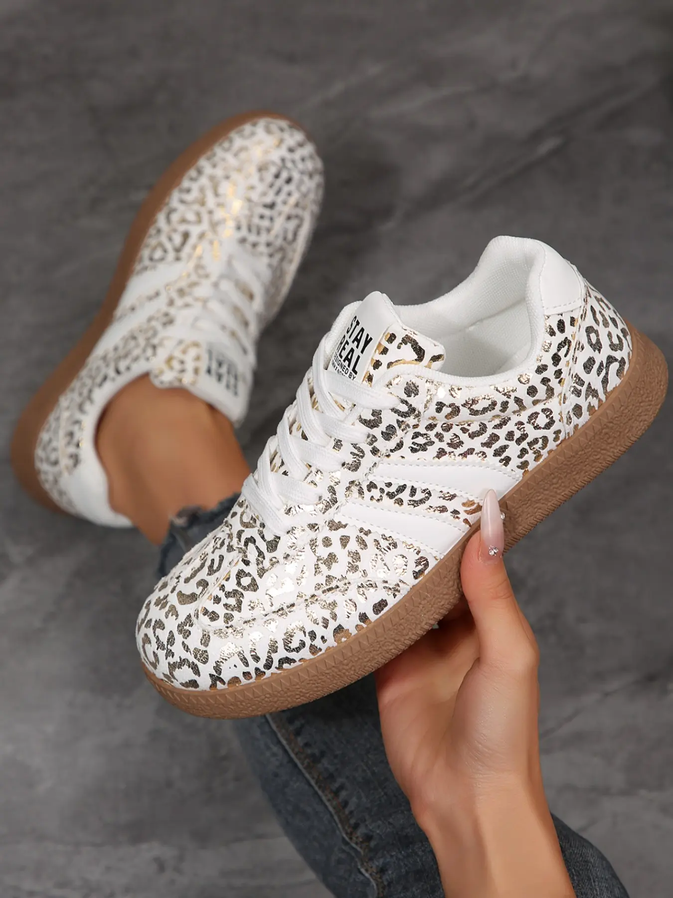 Women's Lightweight Lace-Up Sports Shoes, All-Season Sneakers, Breathable Cushioning Design, Anti-Slip Rubber Sole, Casual Daily Wear