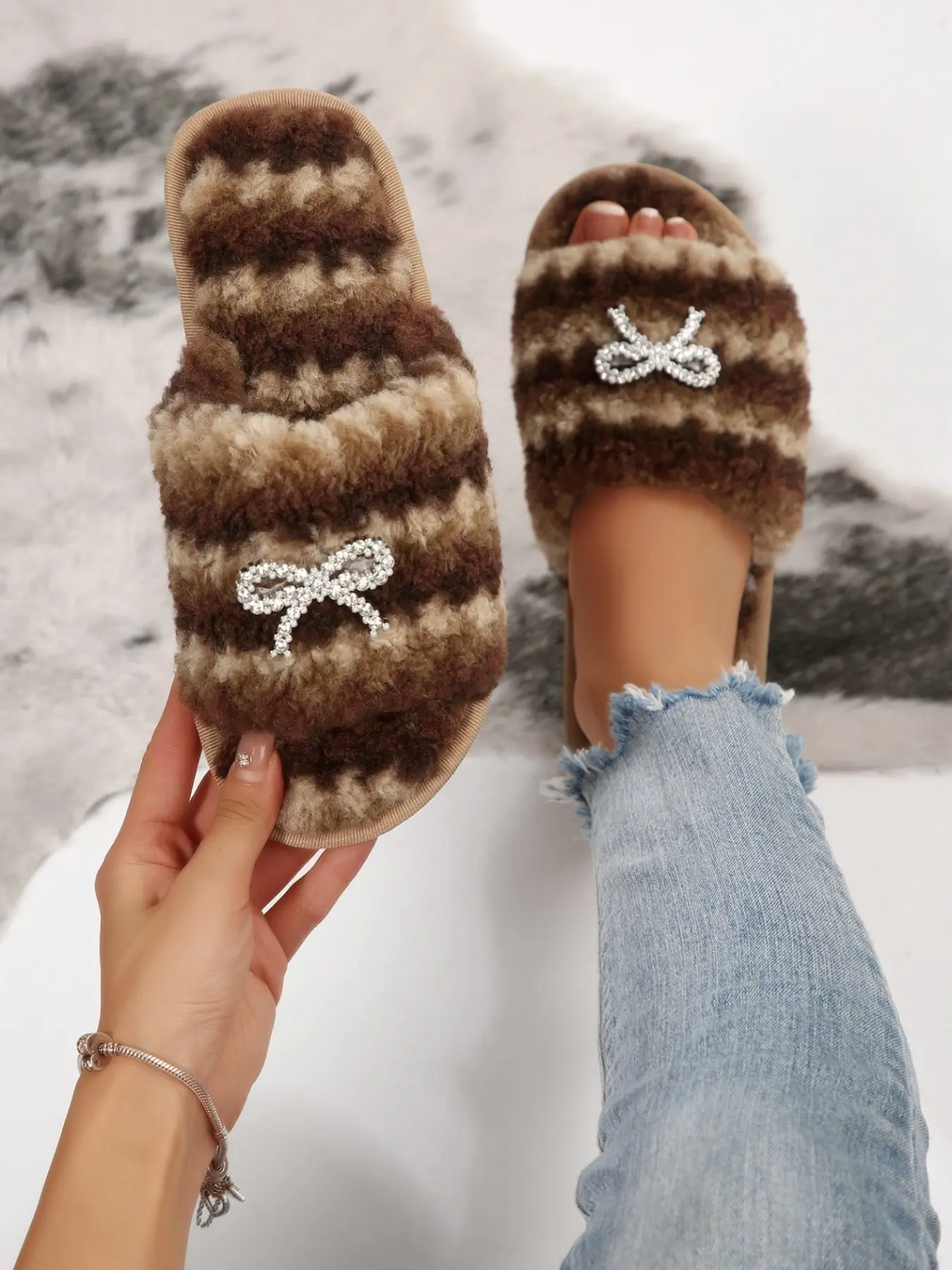 Vintage Striped Sheepskin Fuzzy Slippers for Women, Elegant Rhinestone Bow Design, Soft Warm Indoor Slippers, Non-Slip Cotton Slippers