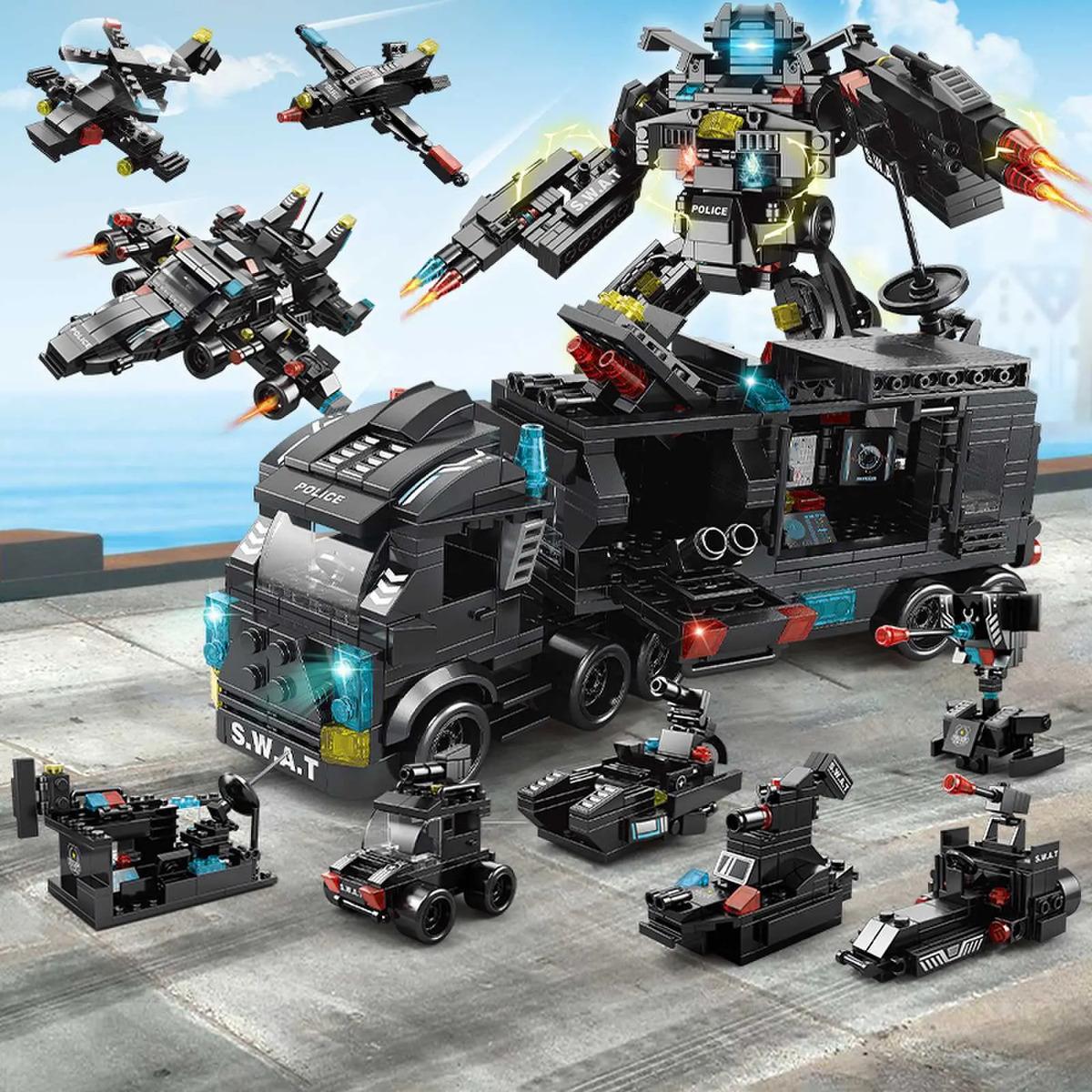 585PCS SWAT 8 IN 3 Police Station Truck Model Building Blocks City Machine Helicopter Car Figures Bricks Educational Toy For Children
