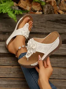 Comfortable Arch Support Flower Wedge Sandals, Casual Summer Sandals, Fashionable Sandals, Breathable Perforated Flip Flops, Women's All-Day Casual Shoes, Lightweight & Stylish Design