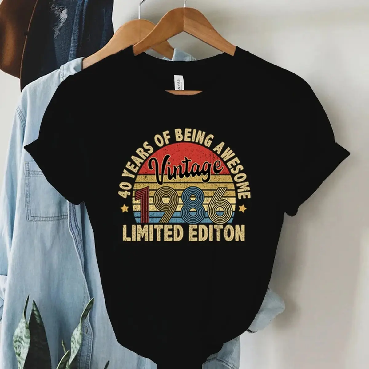 Women's Retro Printed T-Shirt, Vintage 1986 60th Birthday Limited Edition Letter Graphic Crew Neck Short Sleeve Tops, Casual Fashion Daily Graphic Tees, Perfect Birthday Gift For Ladies